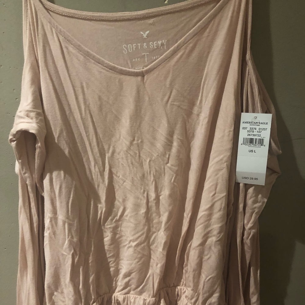 American Eagle light pink long sleeve shirt